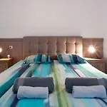 Casa Calamar * Carrer del Mar